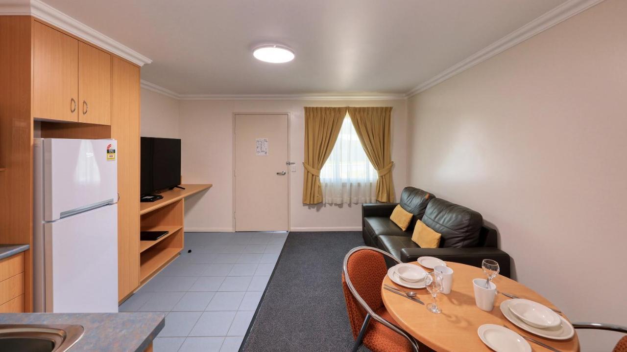 Motel Carnarvon โรมา ภายนอก รูปภาพ