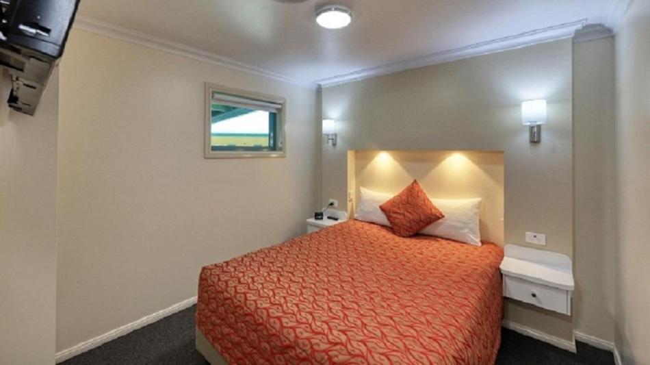 Motel Carnarvon โรมา ภายนอก รูปภาพ
